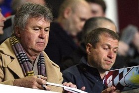 ancelottinin yerine hiddink geliyor abramovich futbolistan e1306165365920