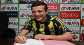 ozgur cek fenerbahce de futbolistan1